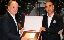Rafael Lubián recibe un reconocimiento
