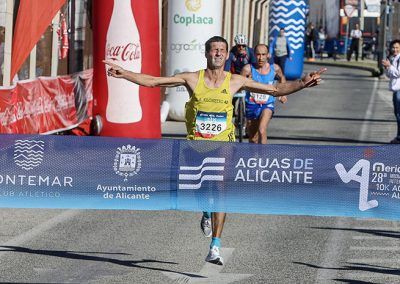 El villenense Andrés Mico primero en cruzar la meta