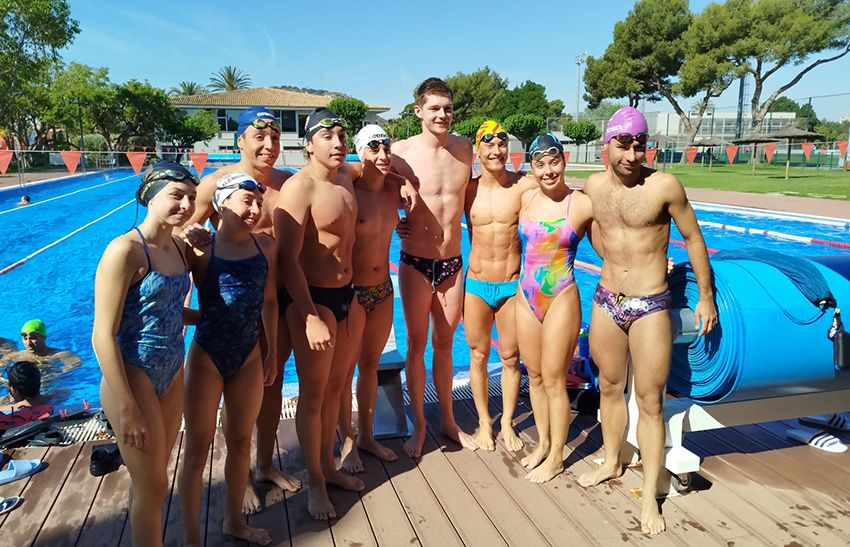 DUNCAN SCOTT ENTRENA EN LA PISCINA DE MONTEMAR