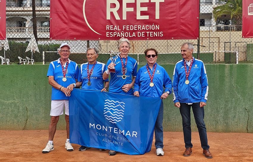 Nuestro equipo de Veteranos+75 Campeón de España